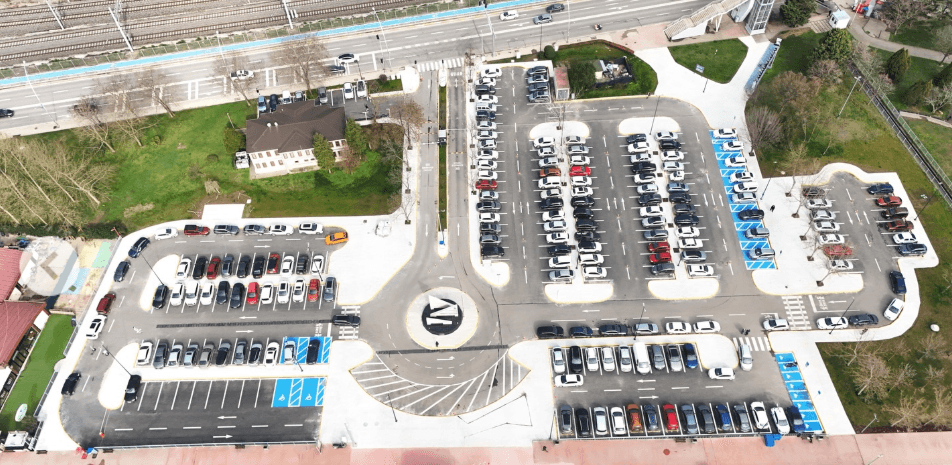 1 Mart Vapur İskelesi Otoparkı - Görsel 1