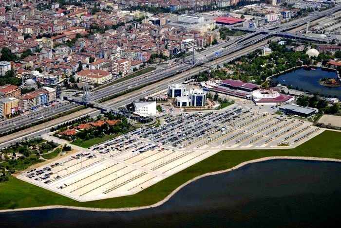 Büyükşehir Sahil Açık Otoparkı